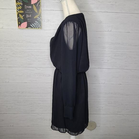 BCBGeneration Black Dress Longsleeve V-Neck Size Small - Picture 6 of 11